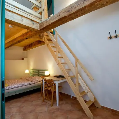 Andelsky Dvur 4*