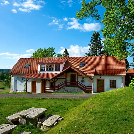 Andelsky Dvur Vendégház Světce